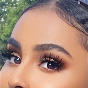 Meet your Posher, Asha